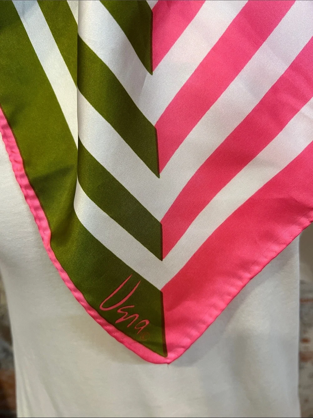 Vintage Vera Neumann scarf pink green & white geometric design 23” square